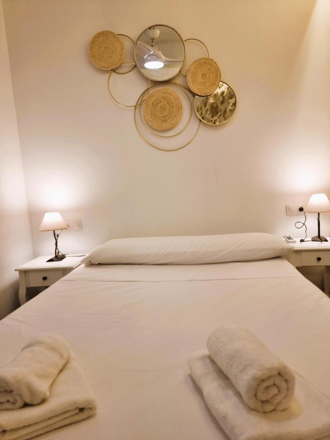 Claudia Tourist Apartment Alicante Esterno foto