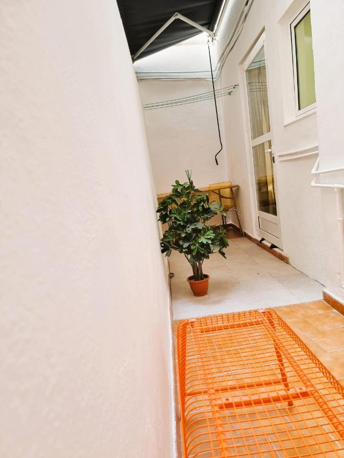 Claudia Tourist Apartment Alicante Esterno foto